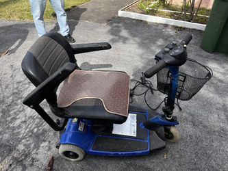 3 wheel Chair Electric handicap Scooter.