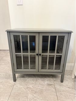 Console cabinet