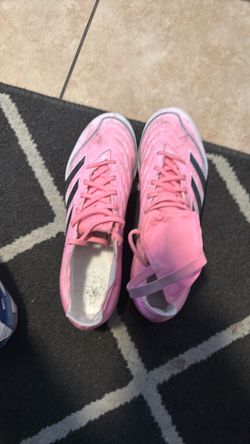 Adidas pink predators Beckham academy