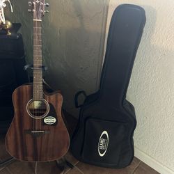 Acoustic Guitar, Amp and case 