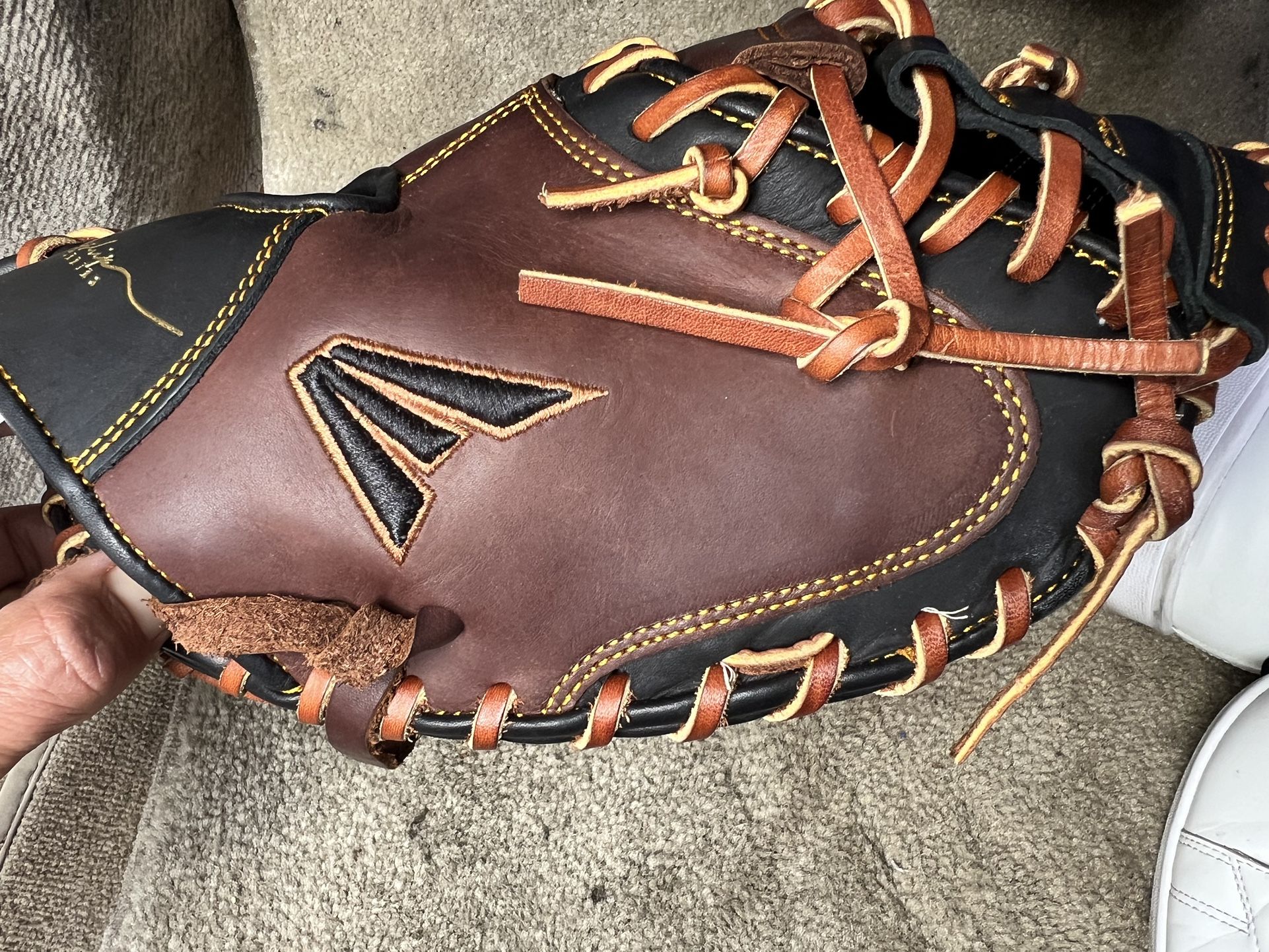 Easton Catchers Mitt