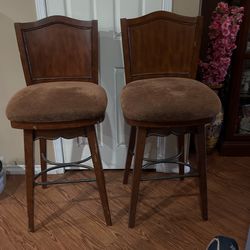 2pc Barstool $60