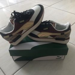 Puma Sneakers