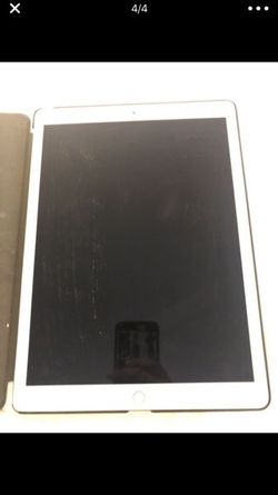 Barely used NEW Apple 12.9-inch iPad Pro (2018) - Wi-Fi - 64 GB - Rose Gold