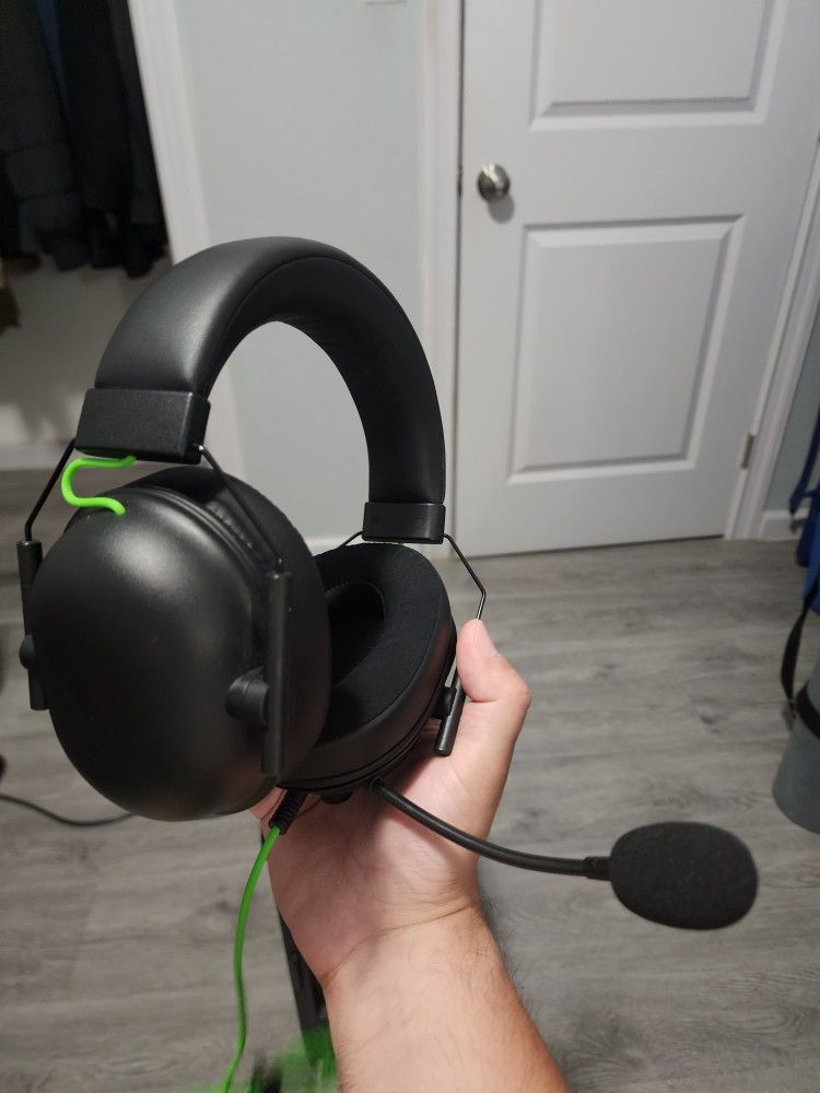 RAZER Blackshark V2 X Gaming Headset *Great Look