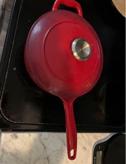 Red Enameled Cast Iron 3 Quart Saucepan with Lid