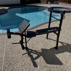 Weight lifting bench 