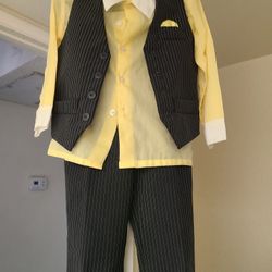 Toddler 3/ 2 Piece Suit