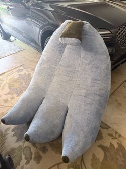 Giant Banana Lounge Chair with Ottoman