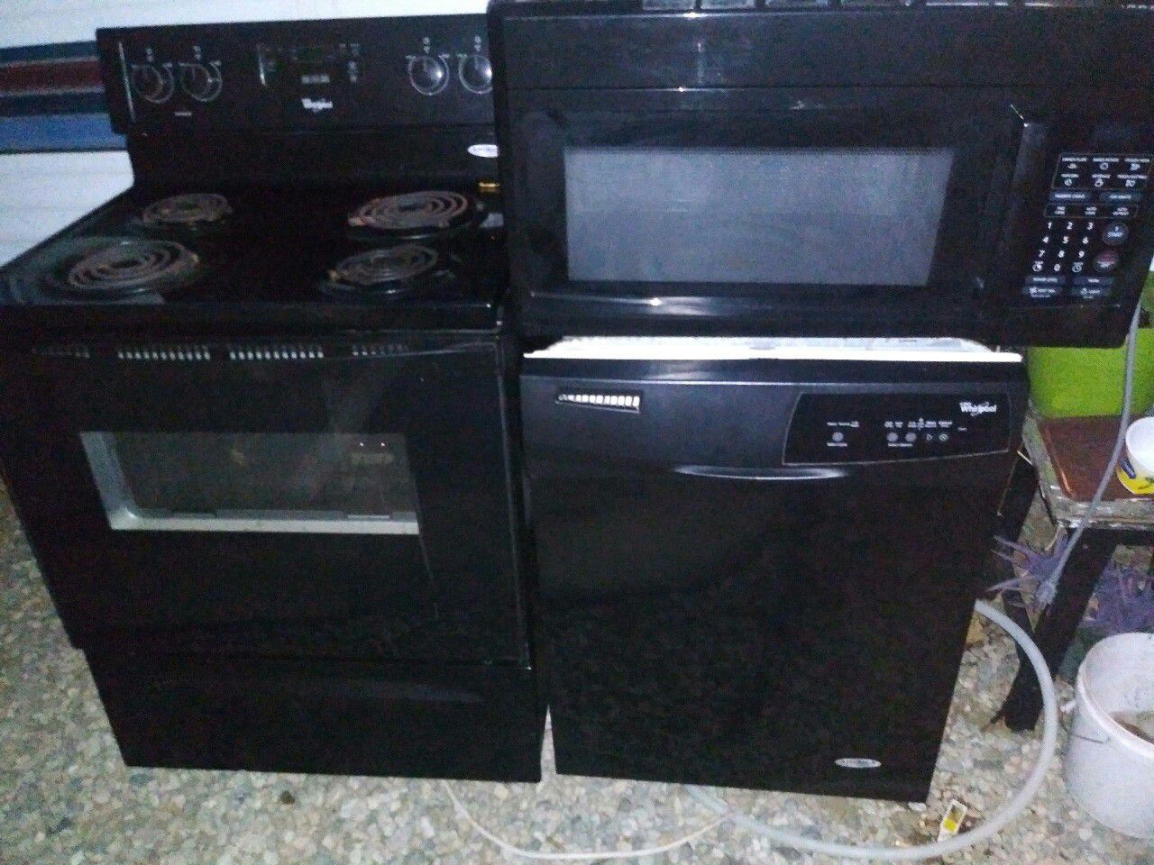 Electric stove dishwasher microwave