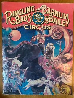 Ringling Bros&Barnum & Bailey Circus souvenir book with poster,