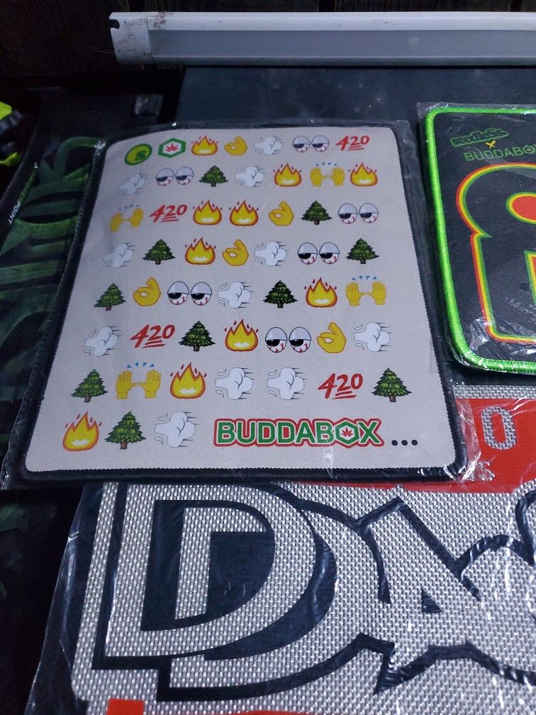 Seedless X Buddabox Dab Mats