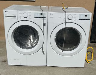 Lg washer & gas dryer works great