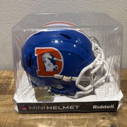 NFL Mini Helmet Broncos