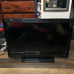 VIZIO TV