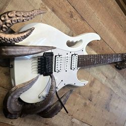 Ibanez Jem Jr mint