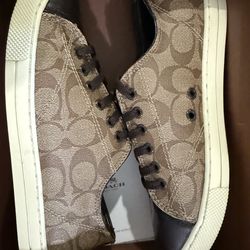 Womens Coach Shoes Size 7.5 Like New Worn Once