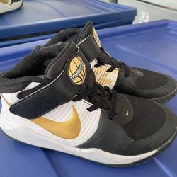 Nike  Boys Shoes 13.5-1 