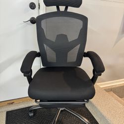 Brand New Black Mesh Tall Back Reclining Office/Gaming Chair w/Slide Out Footrest 