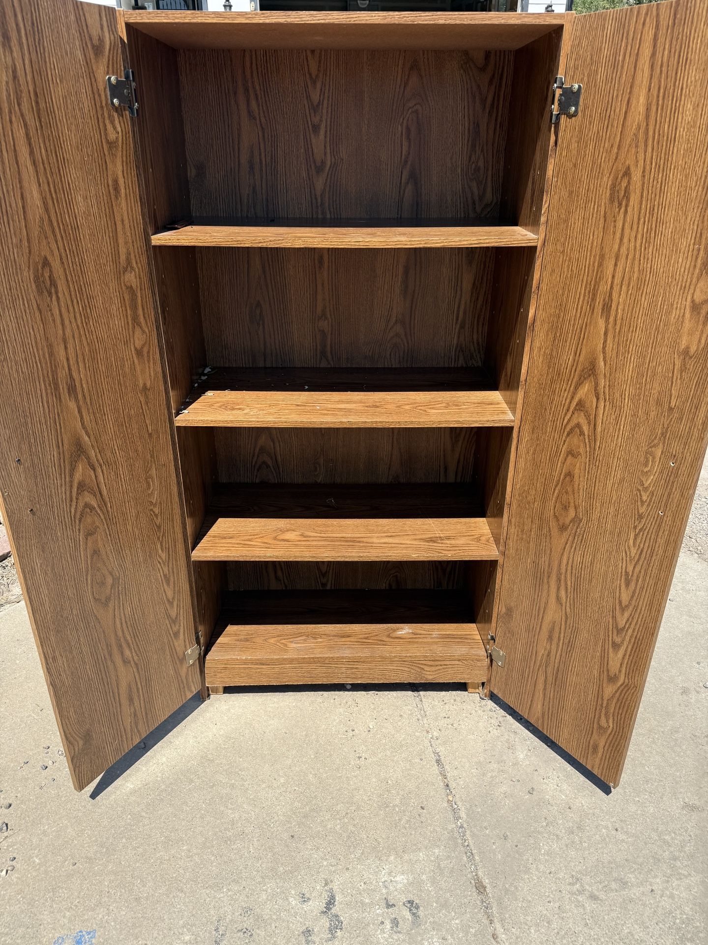 Free Cabinet