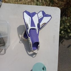 Us Divers Flippers Size Small