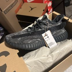 Brand New  Adidas Yeezy Boost 350 V2 MX Dark Salt Size 11.5 