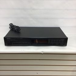 Onkyo Quartz Synthesized FM Stereo/AM Tuner 