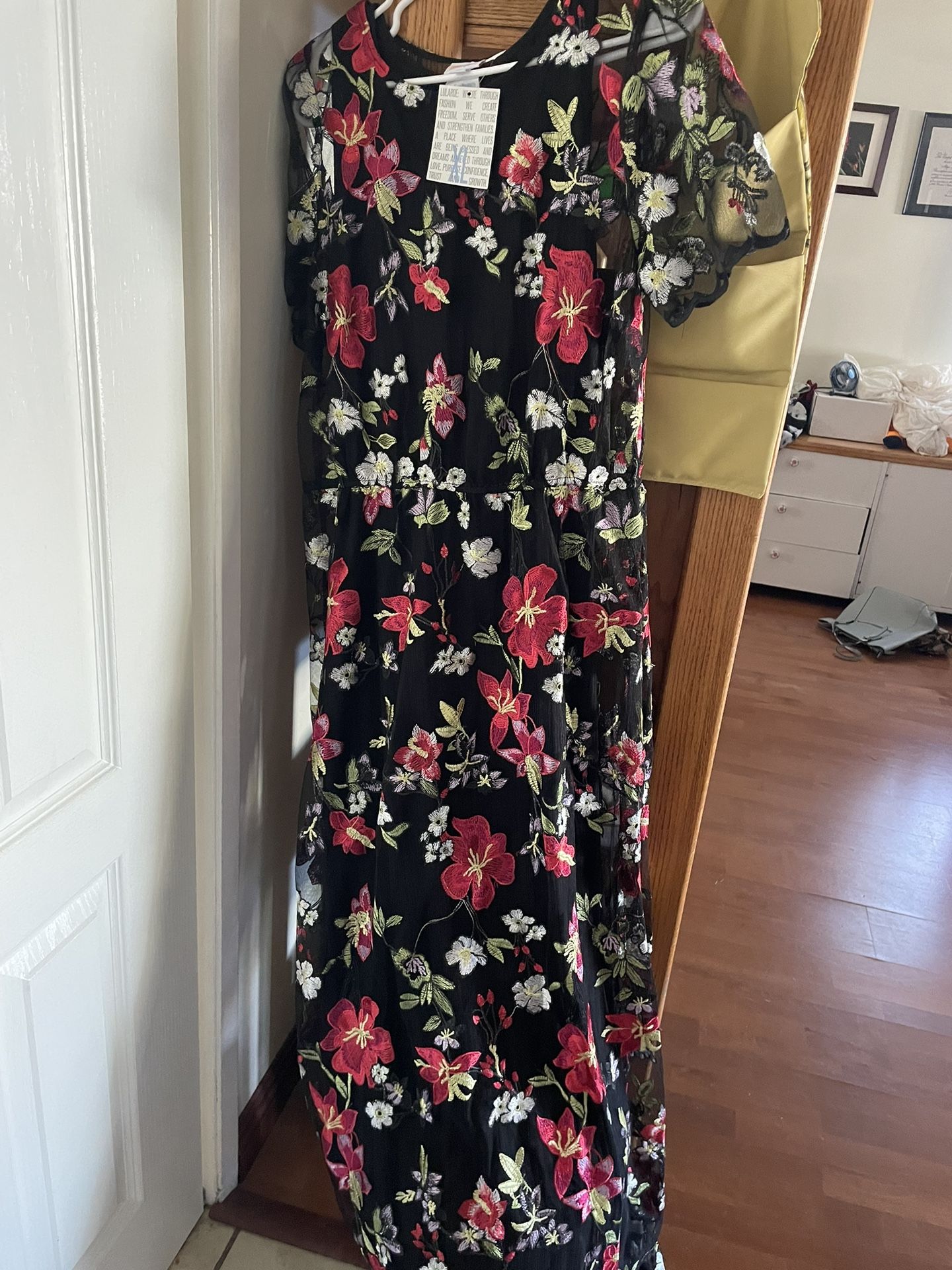 Lularoe Floral Lace Dresses With Under Dress