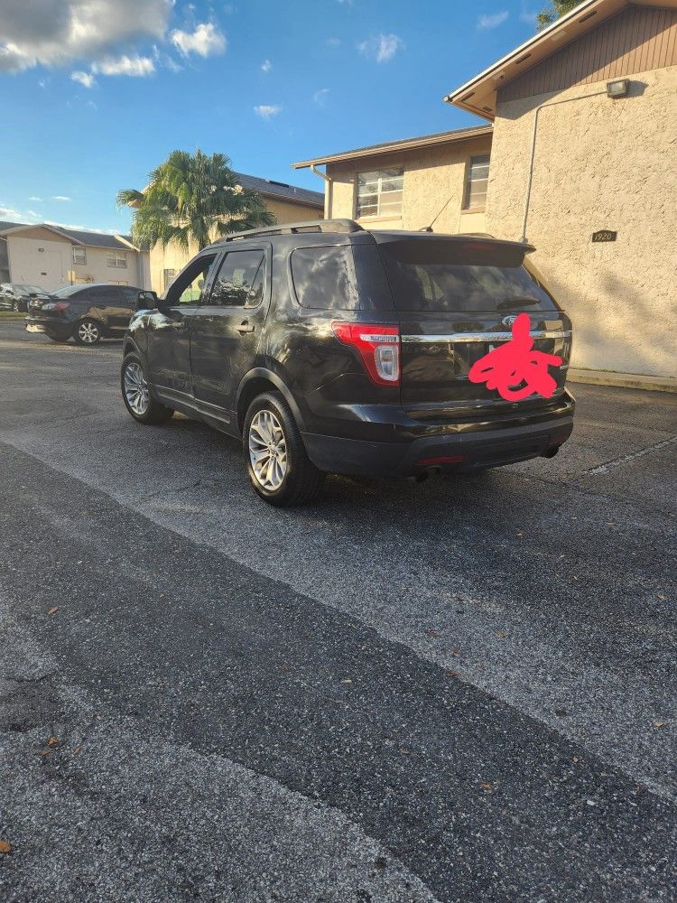 2014 Ford Explorer