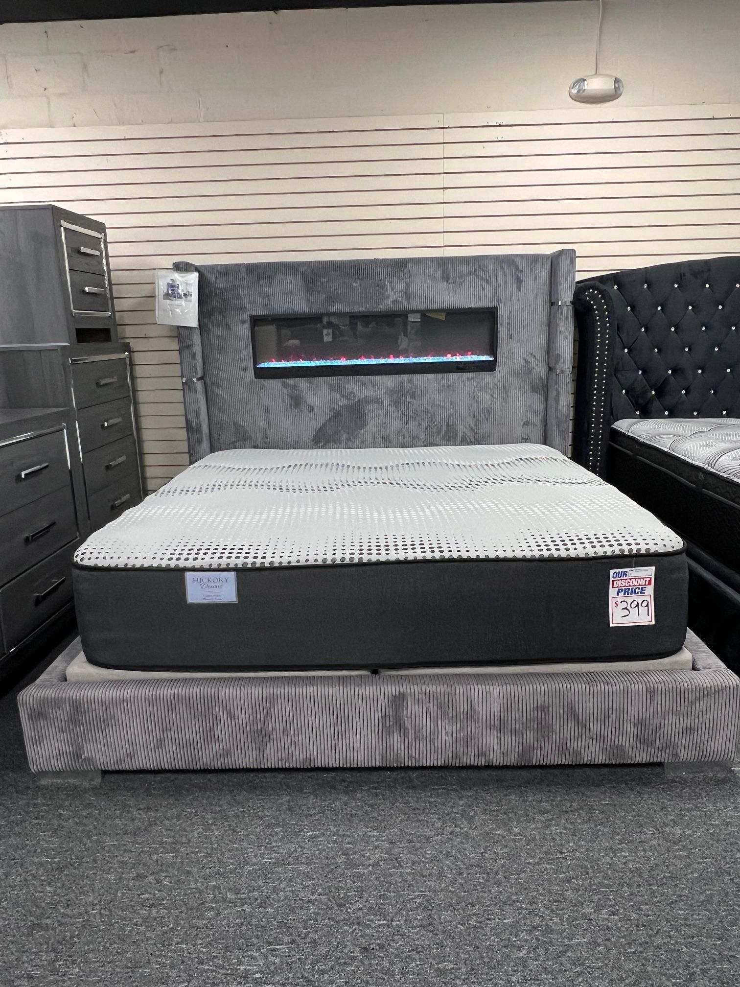 King Size Bedframe. 🚚WE DELIVER🚚
