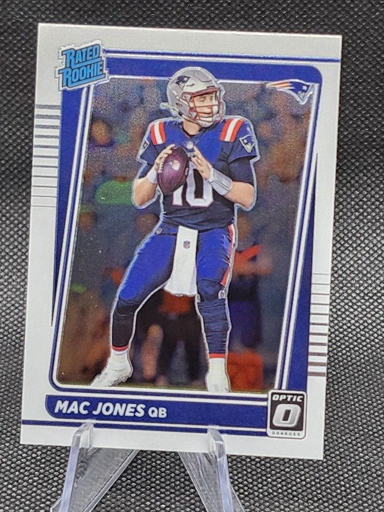 Mac Jones 3 Card Lot