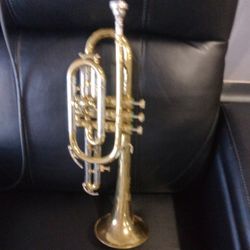 Getzen Coronet With Mouthpiece And Case