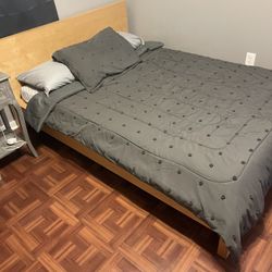 Platform Bed And Mattress (full)
