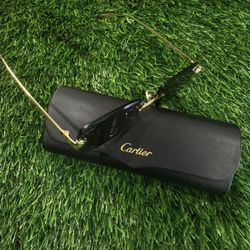BLACK/GOLD CARTIER SUNGLASSES 