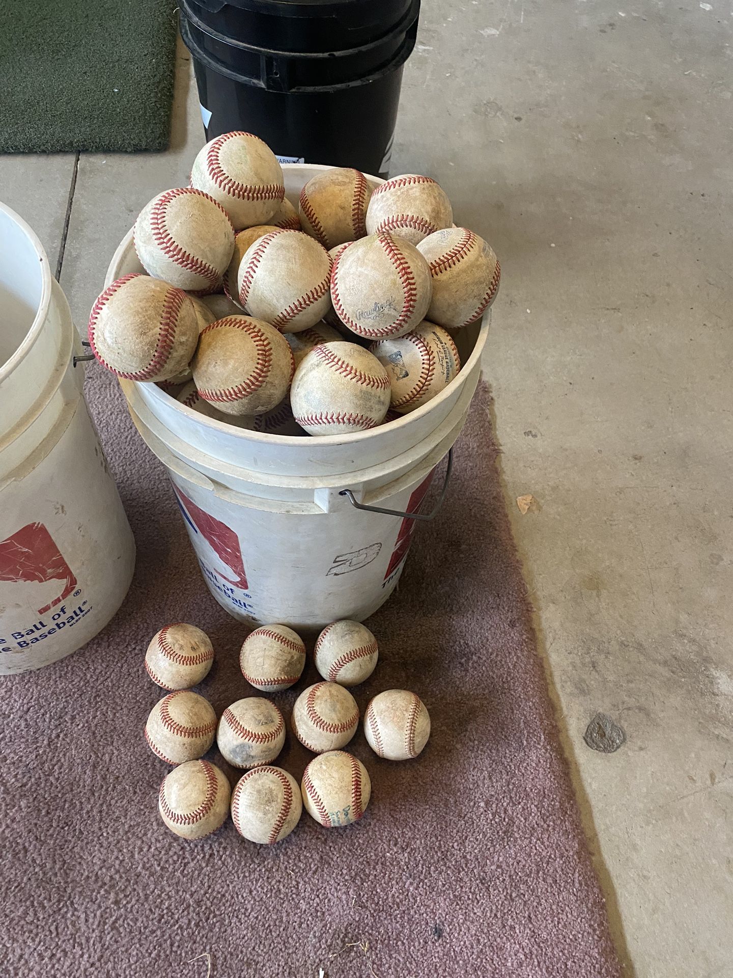Bucket of Baseballs for Sale in Highland, CA OfferUp