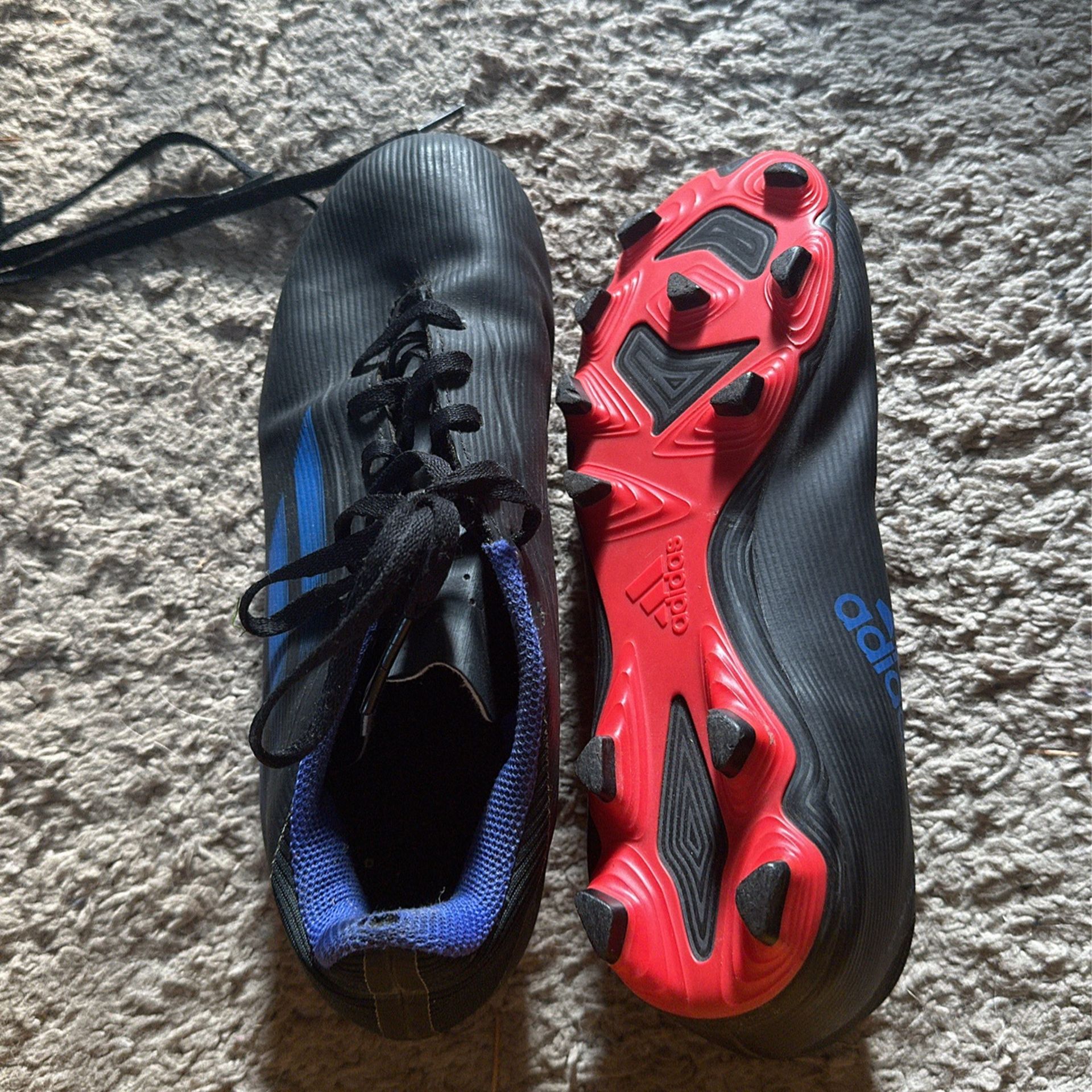 Like New Soccer Cleats Adidas US7