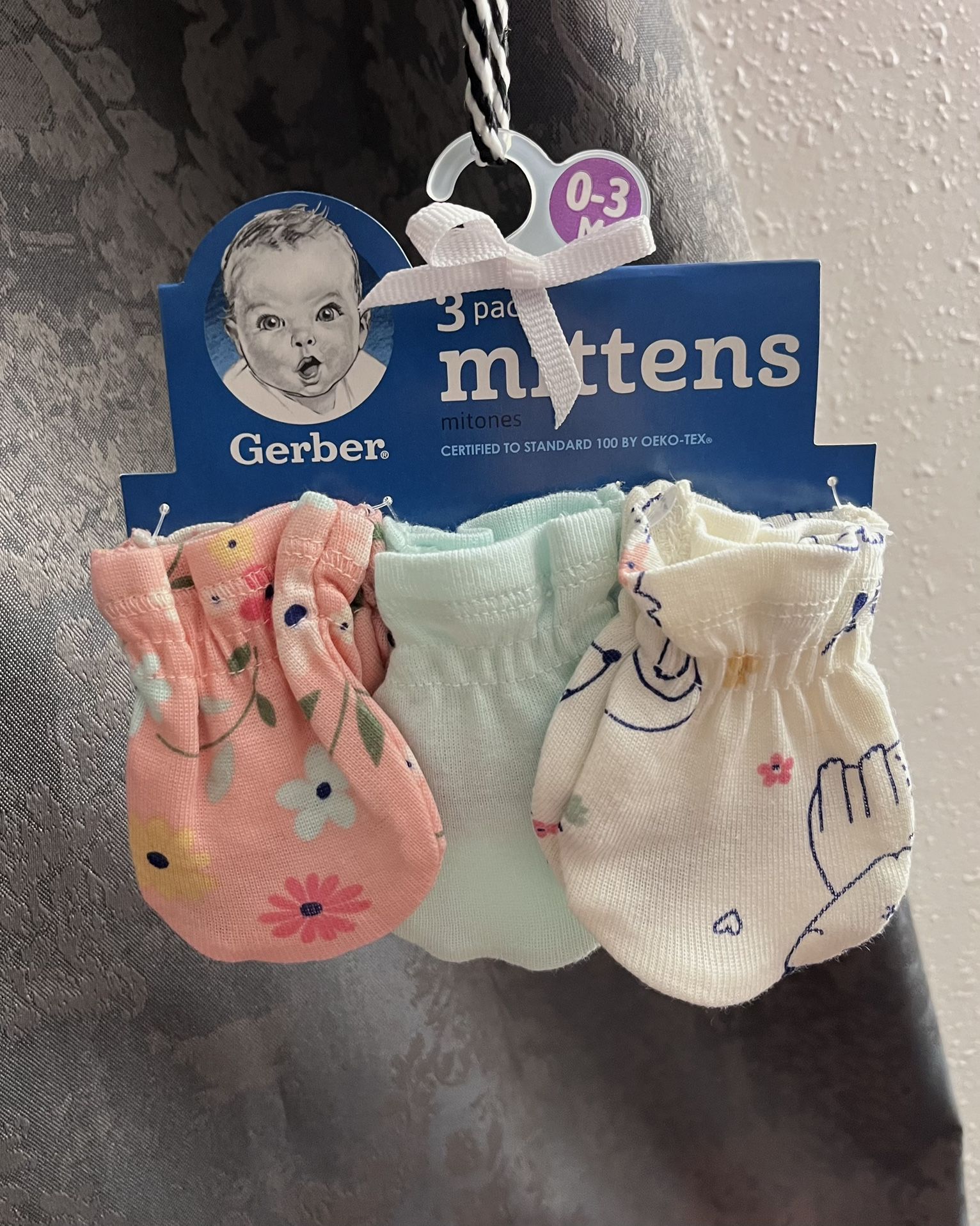 Gerber Baby Mittens & Headwear