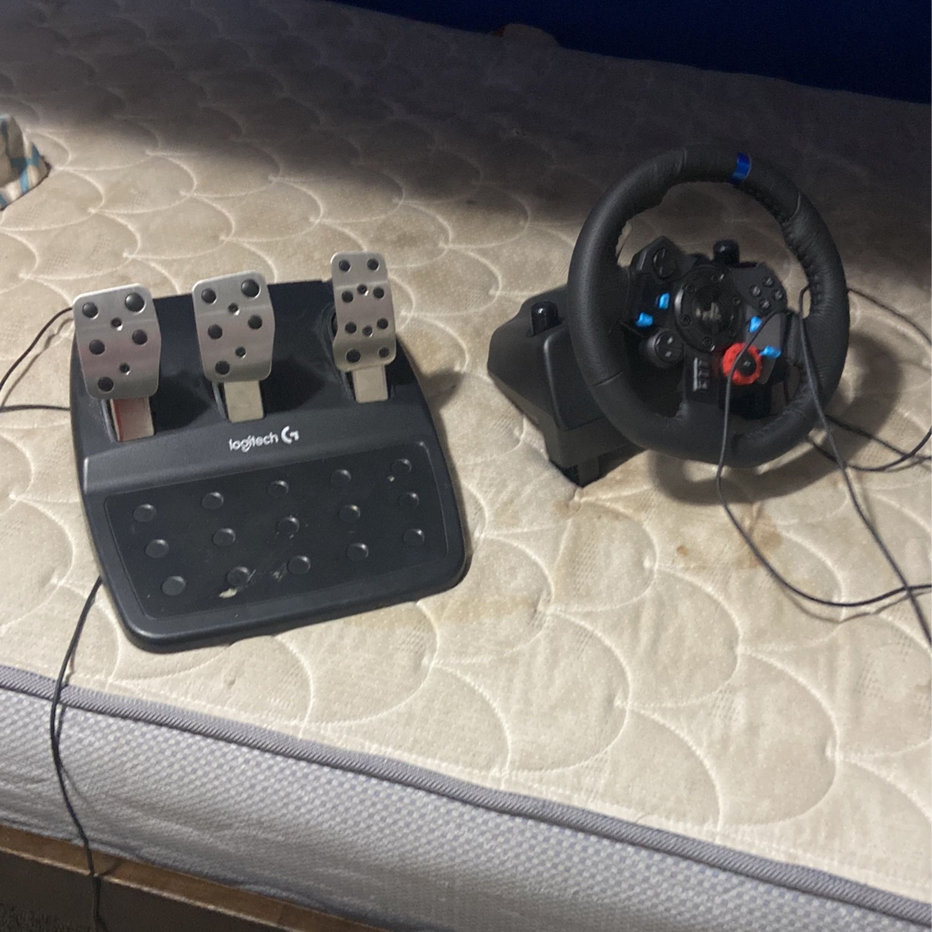 Logitech G29 Steering Wheel