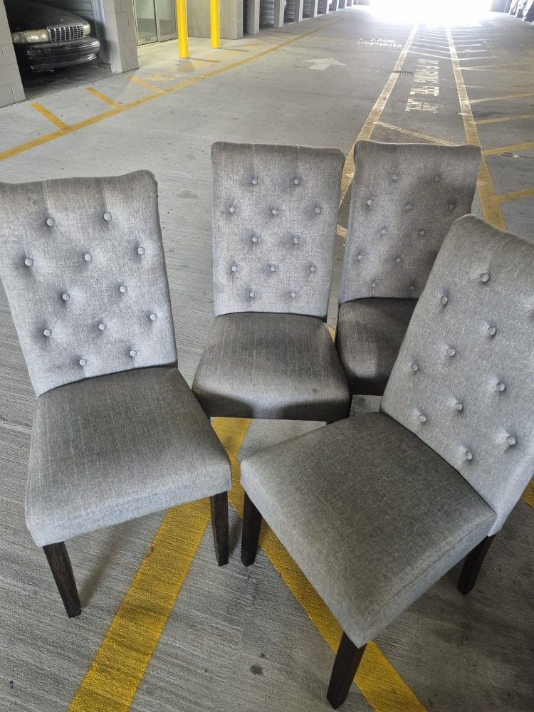4 Dining Chairs