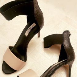 Simply Vera By Vera Wang Heels Pumps Shoes Black Tan Ankle Strap Size 7 Very Good for Sale in Lorain OH OfferUp