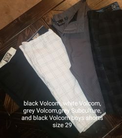 Boys shorts size 29 (4 pairs)