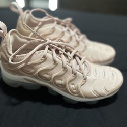 Nike-Air Vapormax Plus