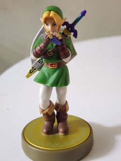 Nintendo Link Ocarina of Time Amiibo Figure