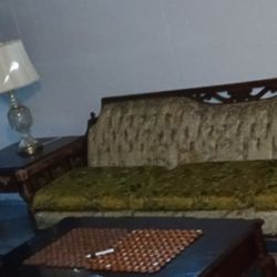 Coffee Table And Couch 100