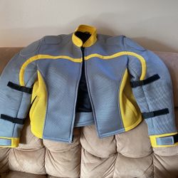 Mens XXL Riding Coat, Pads On Elbowa Shoulders And Back. 