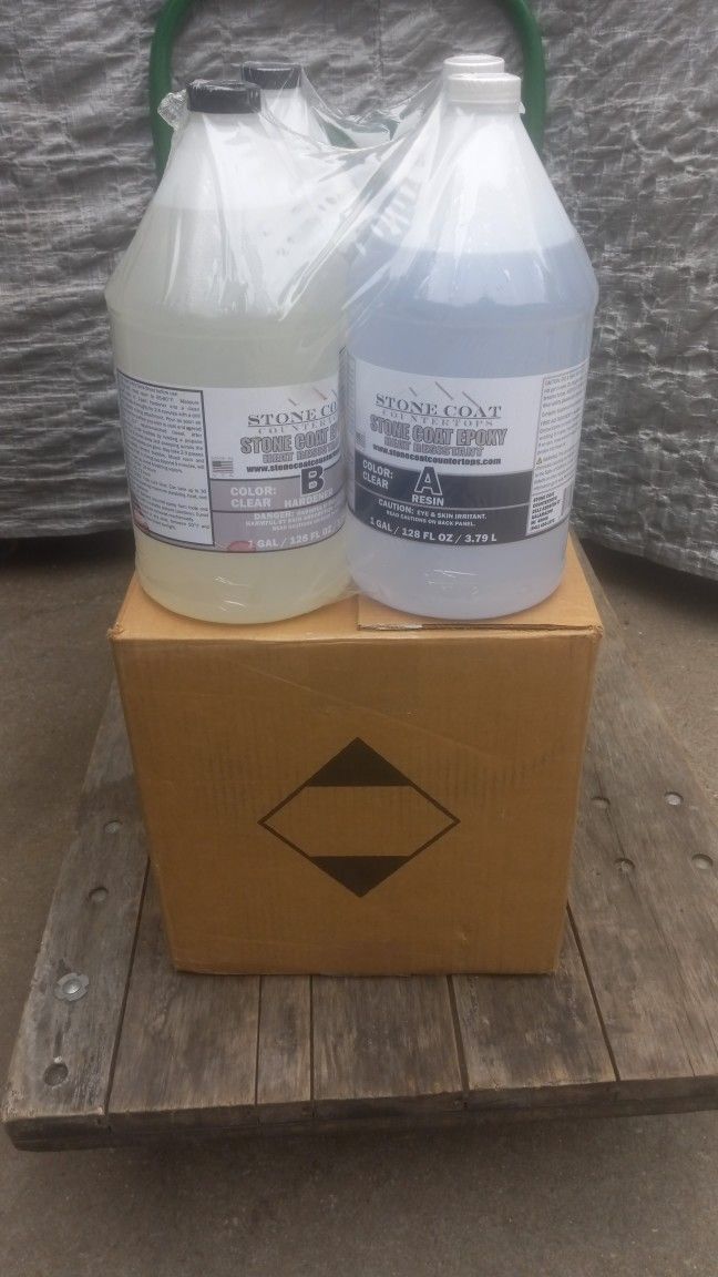 STONE COAT Countertops Epoxy Kit (8 Gal) DIY Resin/Hardener