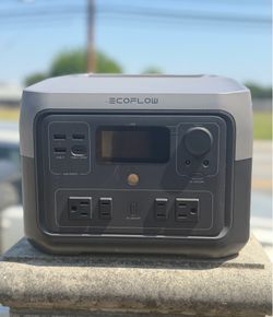 Portable power station