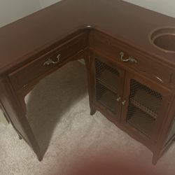 L Shaped Wooden Desk 