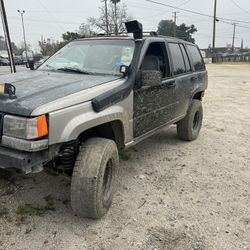 Jeep Cherokee  Parts Runs Good 