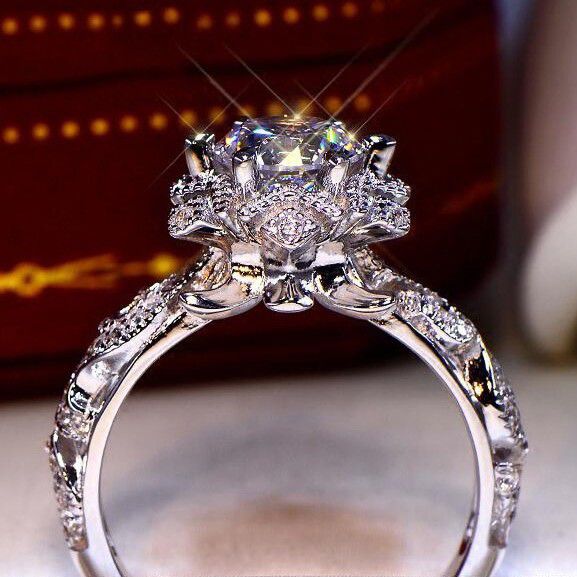 "Round Gemstone Anillos Sun Flower Vintage Luxury Rings for Women, PD052
 
 